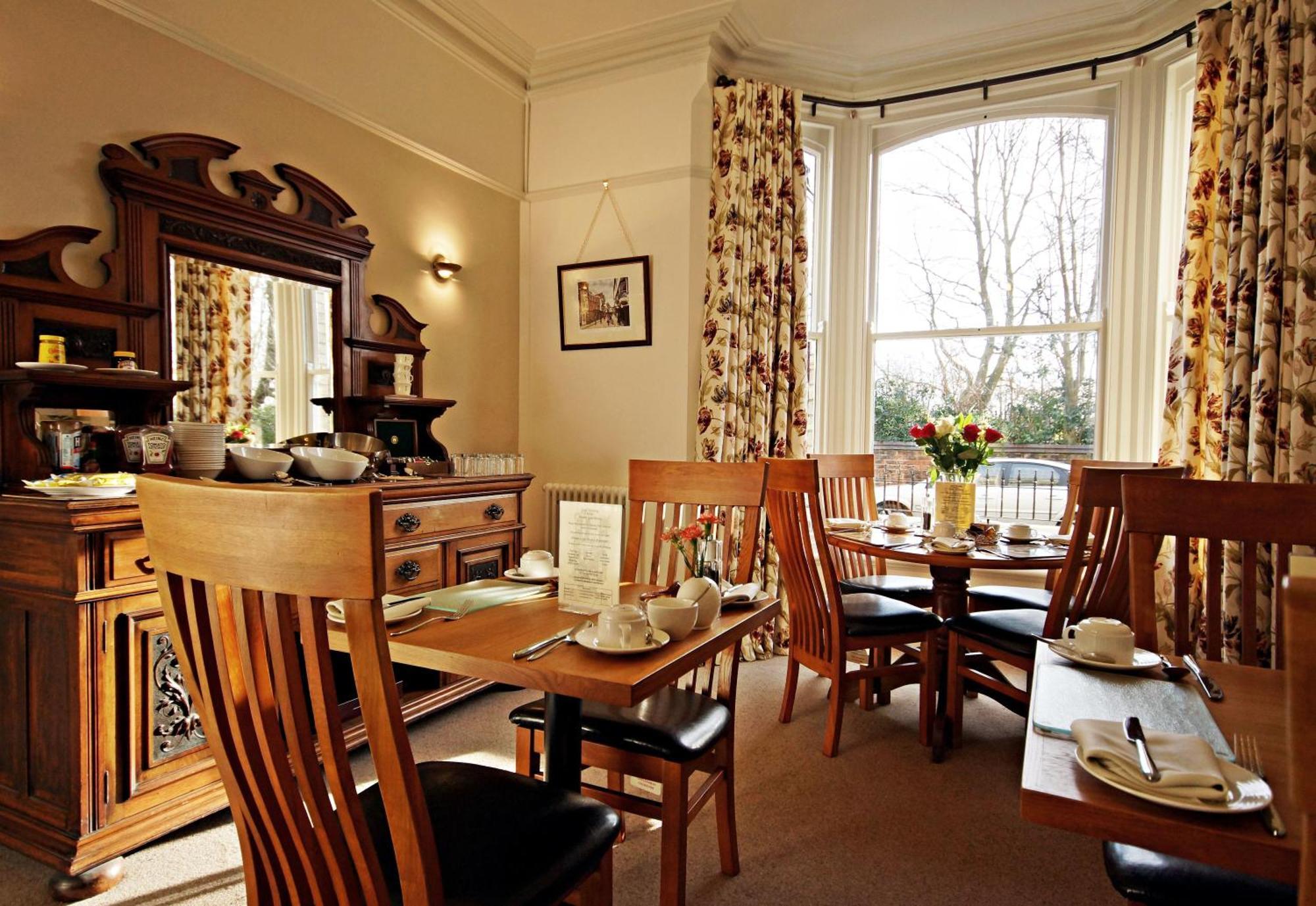 יורק Bronte Guest House מראה חיצוני תמונה